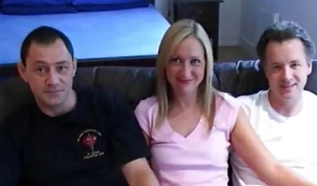زيت التشحيم الطبيعي في جميع أنحاء سكس رومنسي مترجم للعربية الجسم