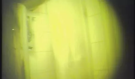 فارس الآسيوية باللون الوردي افلام سكس جنس اجنبي مع لعبة ، وجعل ثقب في ذلك.