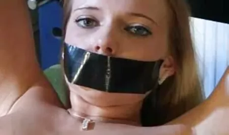 وطلبت من أعضاء الطبيب أن يتم فحصهم. افلام اجنبيه مترجمه جنس