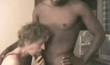 الغش على آسيا مع زوجها ولا فيلم اجنبي رومانسي سكس يعرف عن الكاميرا الخفية.