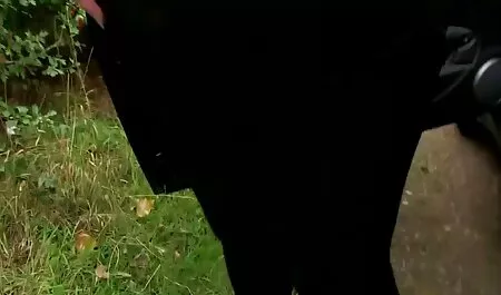 جعل سمراء و الذهاب على الثدي جنس اجنبي نار
