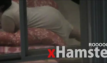 الفتاة ، تذهب من قبل المدلى بها من افلام جنس اجنبى شرب الأب.