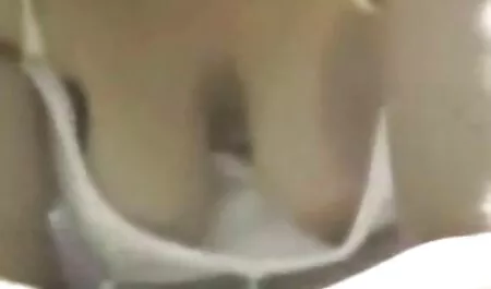 الرجال خطرون. أخذوا ابنته في صالة الألعاب افلام اجنبية سكس مترجم الرياضية.