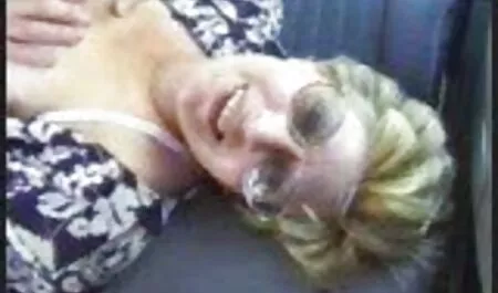 الأم من جنس اجنبية قبل ابنة