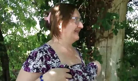 دمية على شكل الاستمناء تبدو حقيقية بشكل جيد على الذيل بشعر بني في صناعة القش افلام سكس أجنبية مترجم