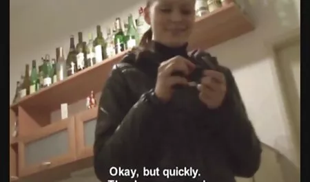 في سن المراهقة نيكول ديه Hahaal المنزل ويعطيه النار. جنس اجنبي امهات