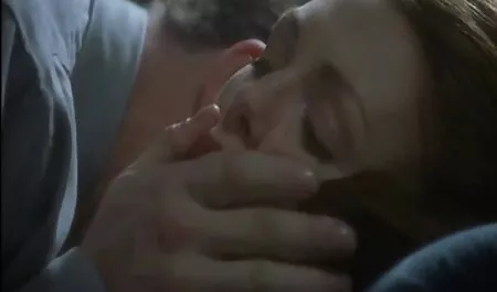 الجمال افلام جنسي اجنبي الحلو الحب على الأريكة