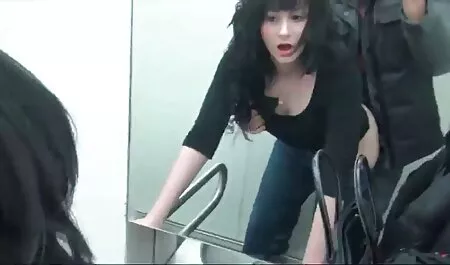 في مواقع جنس اجنبى الفم