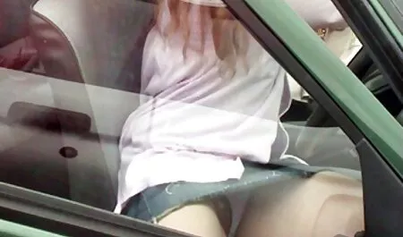 ضع عضوين سكس وجنس اجنبي من الماعز من فتحة الشرج.