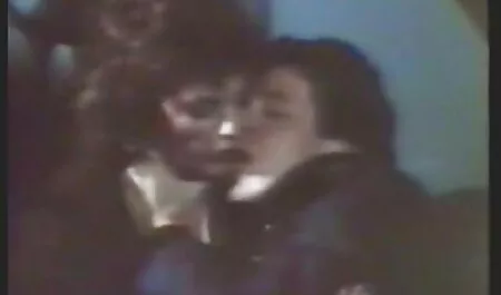 ثلاث مجموعات ، وقناع افلام جنسيه اجنبيه الوجه